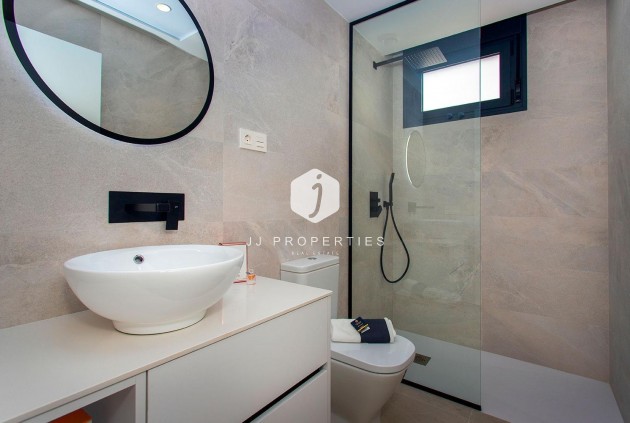 Obra nueva - Chalet -
Sucina