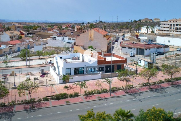 Obra nueva - Chalet -
Sucina