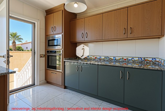 Tweedehands - Villa -
Rojales - Inland