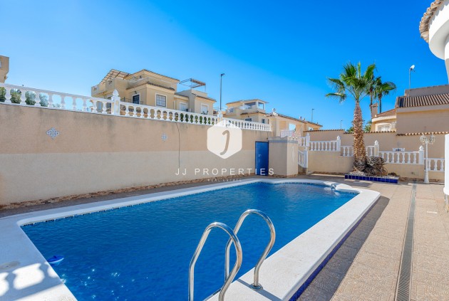 Tweedehands - Villa -
Rojales - Inland