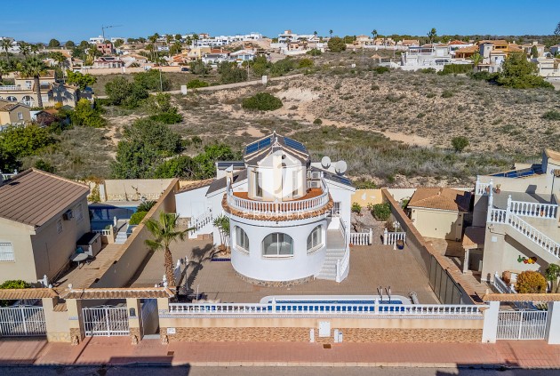 Tweedehands - Villa -
Rojales - Inland