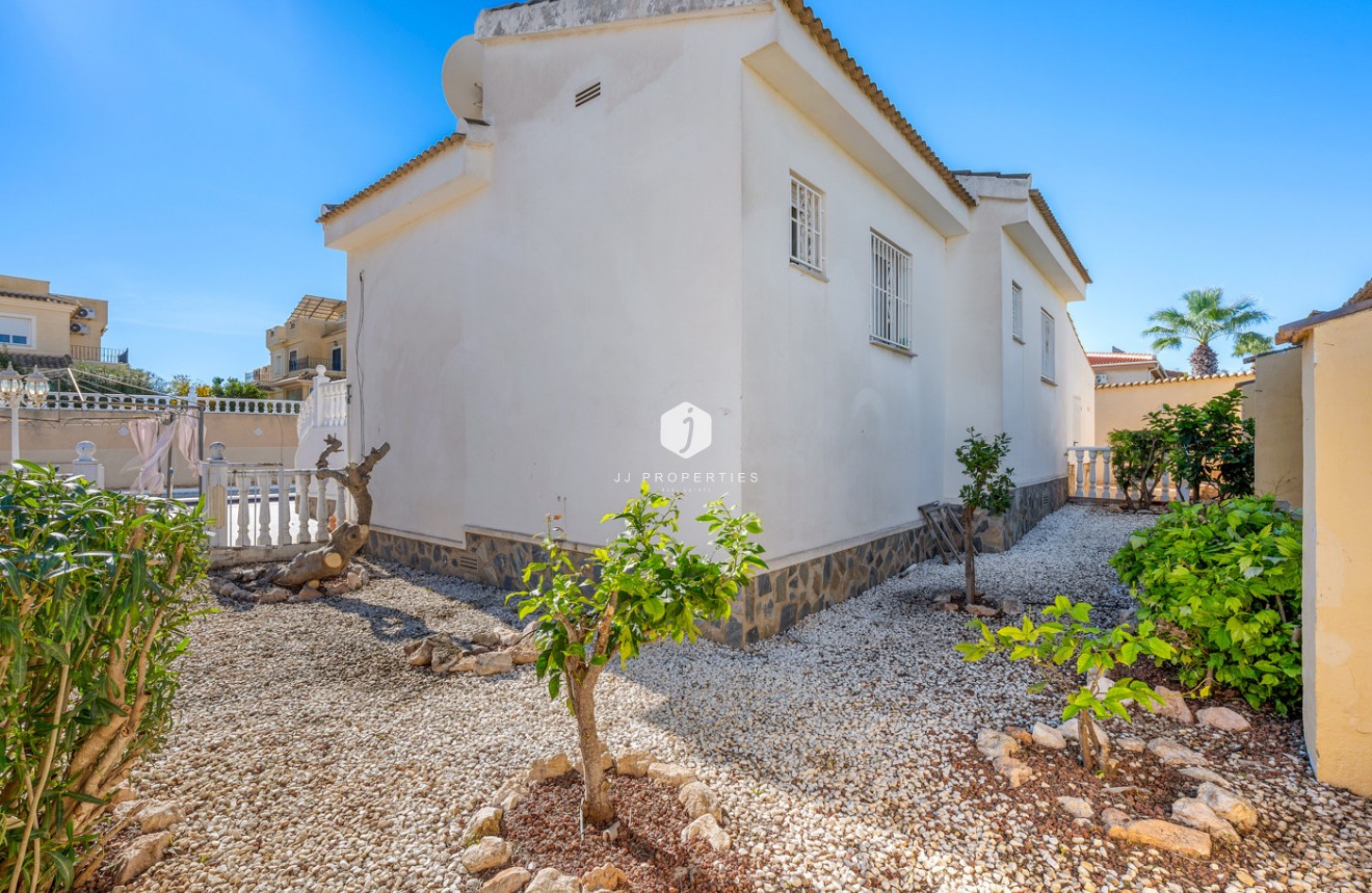 Tweedehands - Villa -
Rojales - Inland