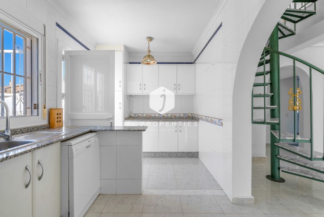 Tweedehands - Villa -
Rojales - Inland