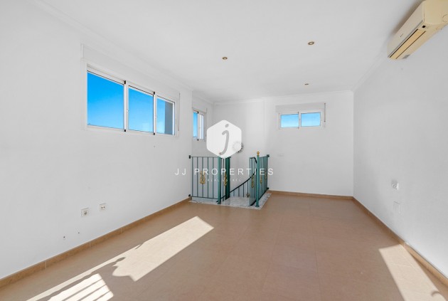 Tweedehands - Villa -
Rojales - Inland