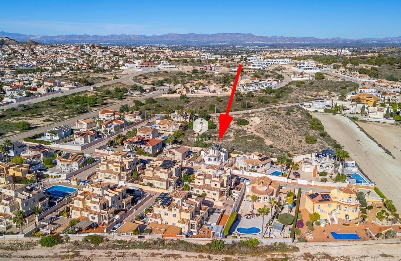 Tweedehands - Villa -
Rojales - Inland