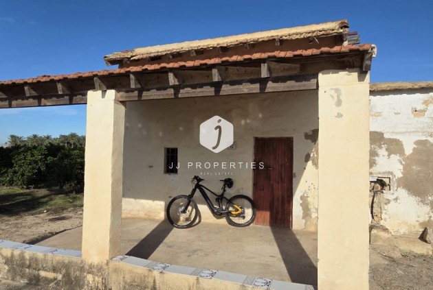 Tweedehands - Landelijk eigendom -
Albatera - Inland