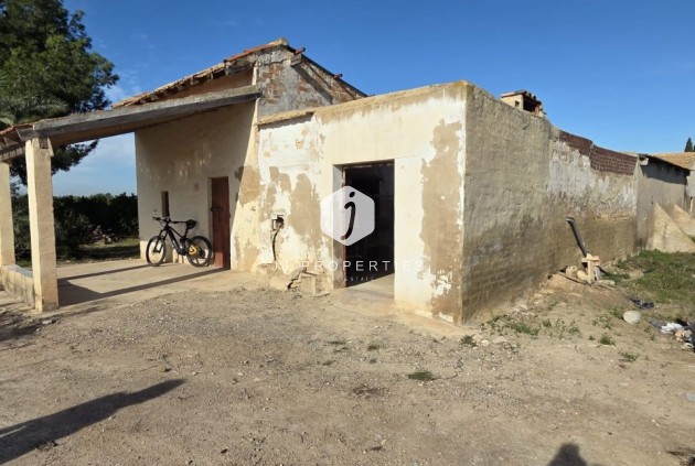 Tweedehands - Landelijk eigendom -
Albatera - Inland