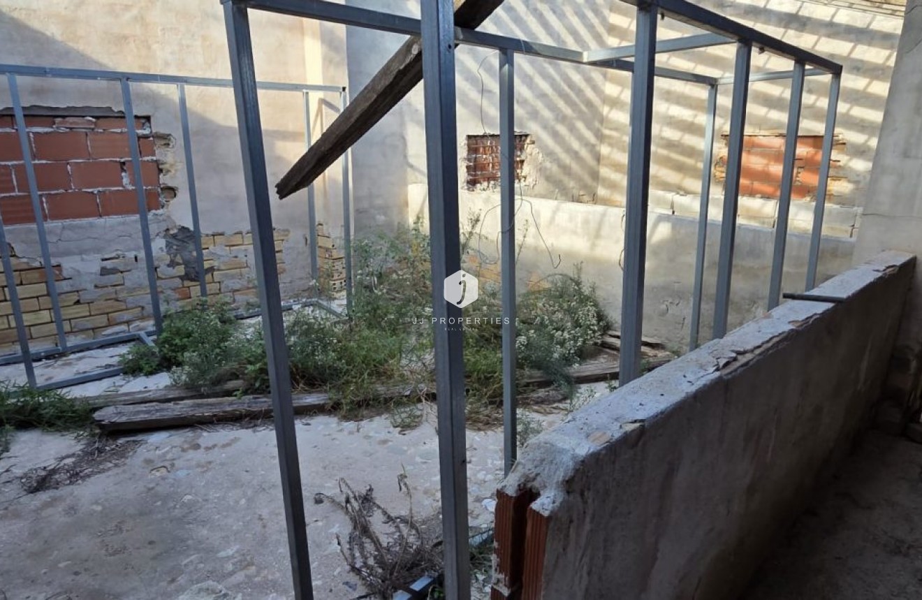 Tweedehands - Landelijk eigendom -
Albatera - Inland