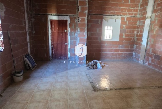 Tweedehands - Landelijk eigendom -
Albatera - Inland