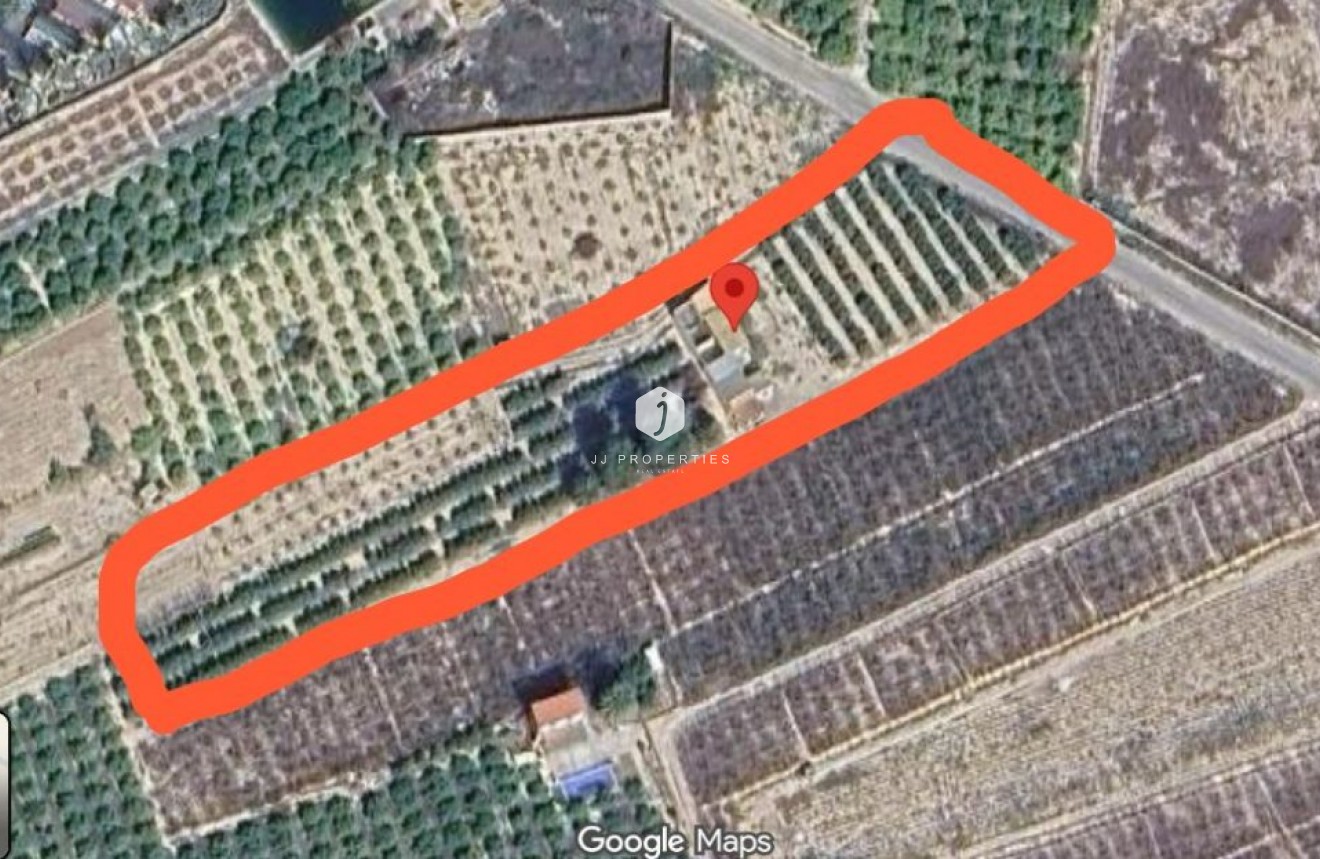 Tweedehands - Landelijk eigendom -
Albatera - Inland