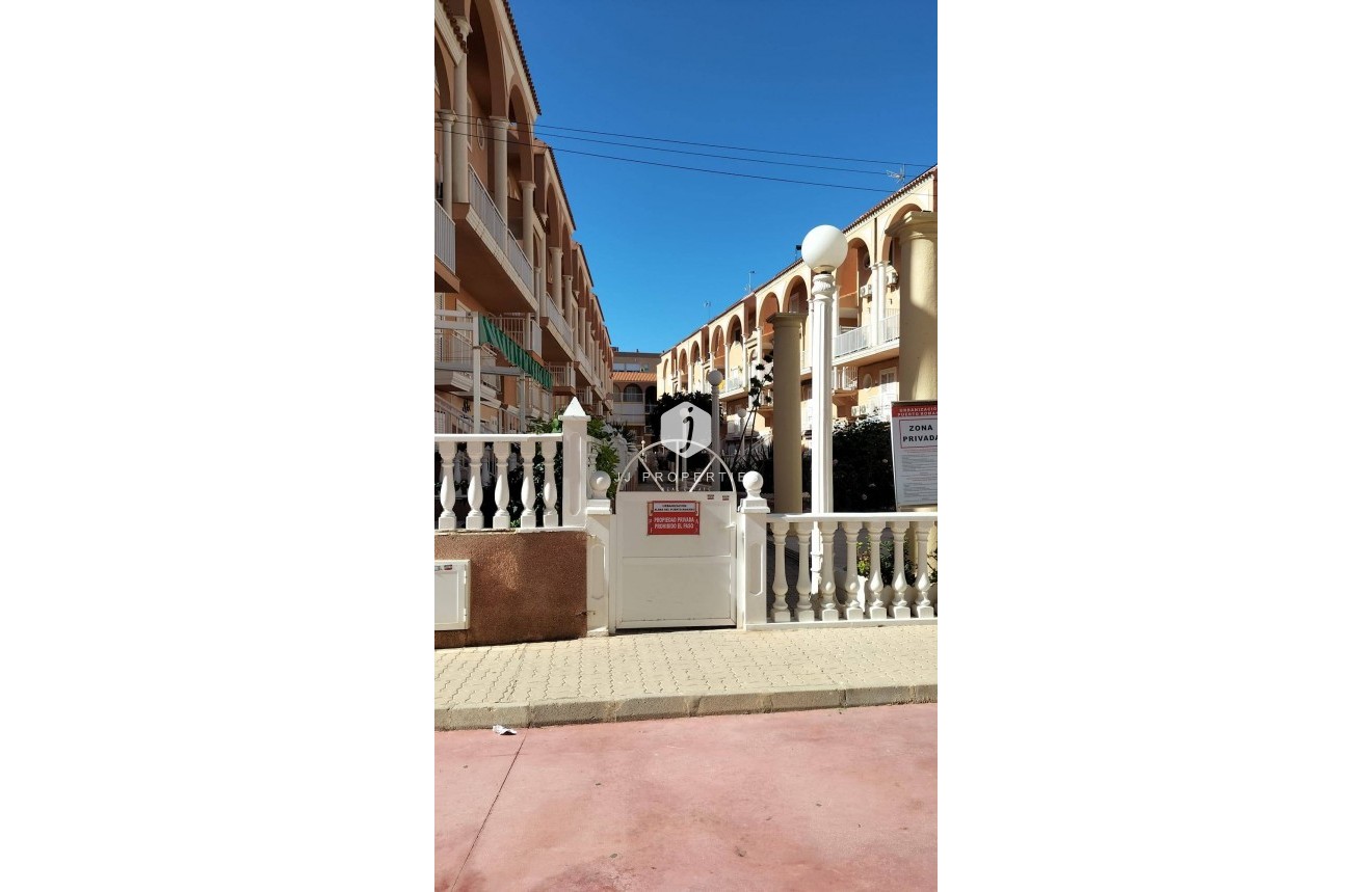 D'occasion - Attique -
Torrevieja - La Mata Pueblo