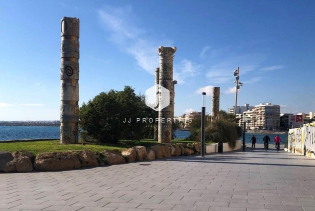 Tweedehands - Appartement / flat -
Torrevieja - Curva Del Palangre