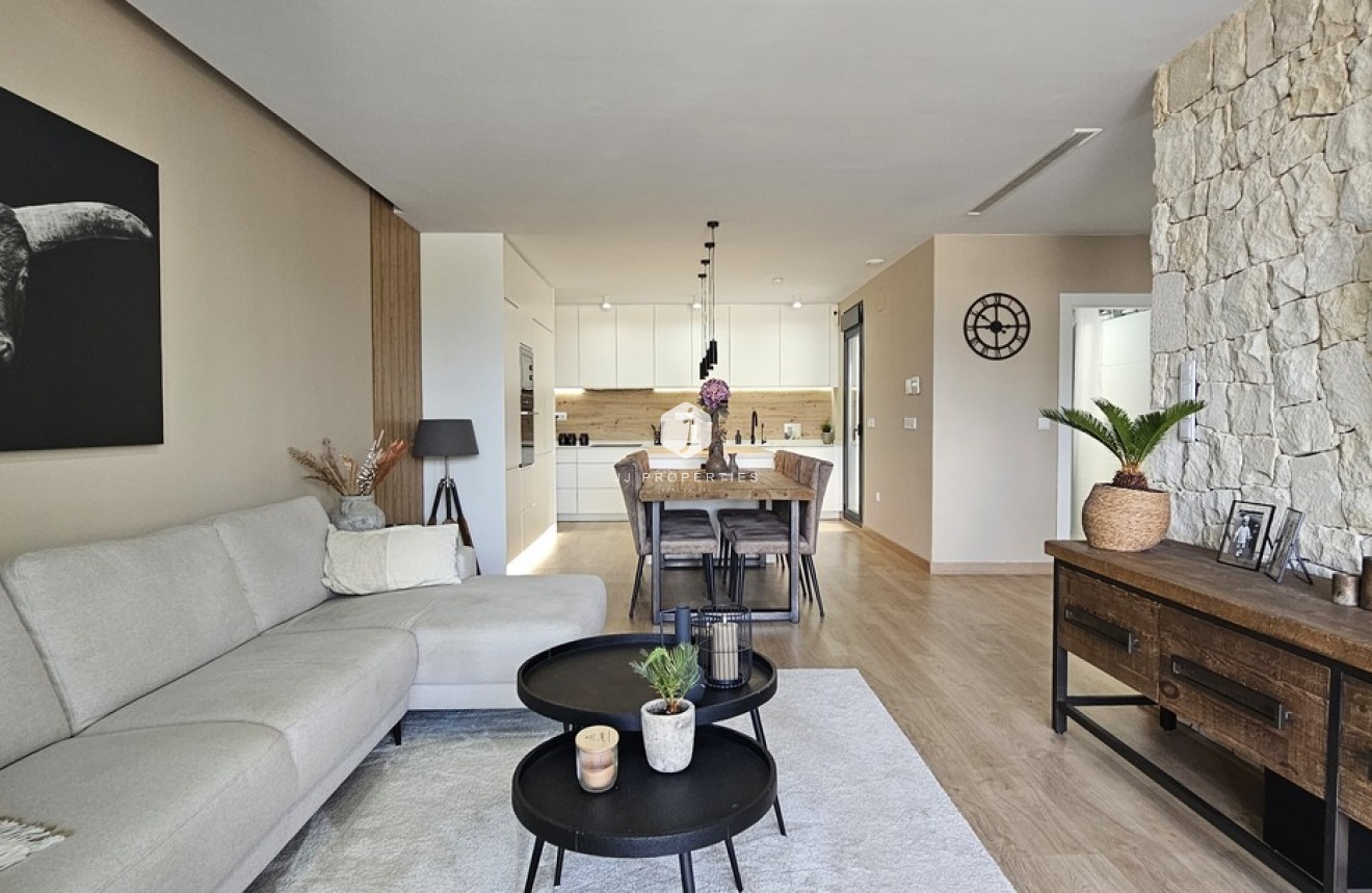 Segunda mano - Villa -
Dolores - Sector 4