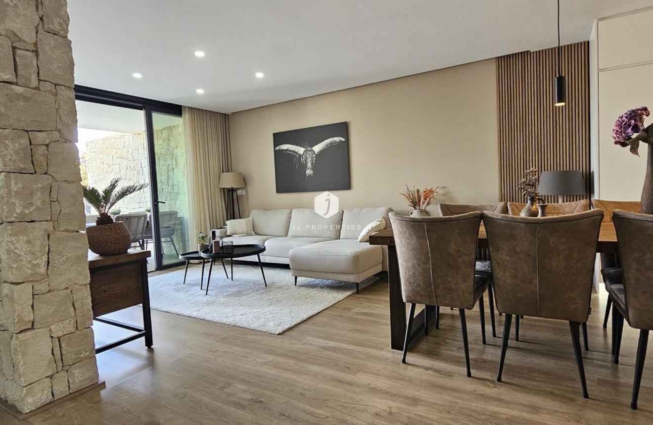 Segunda mano - Villa -
Dolores - Sector 4