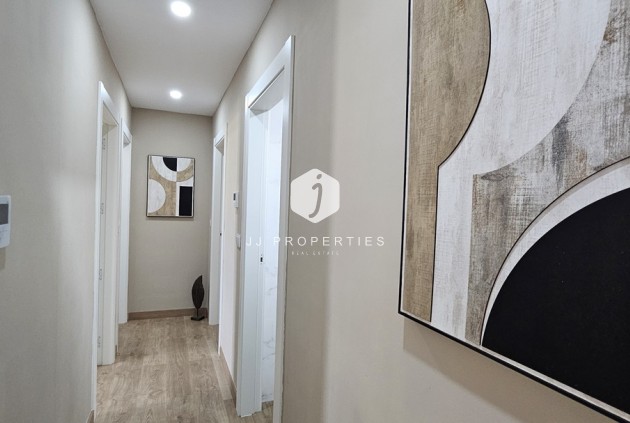 Segunda mano - Villa -
Dolores - Sector 4