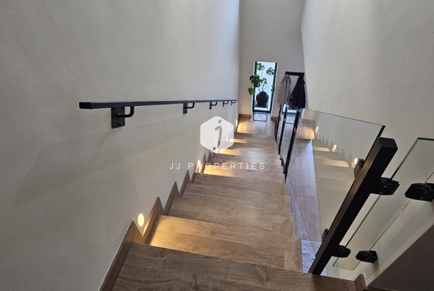 Segunda mano - Villa -
Dolores - Sector 4