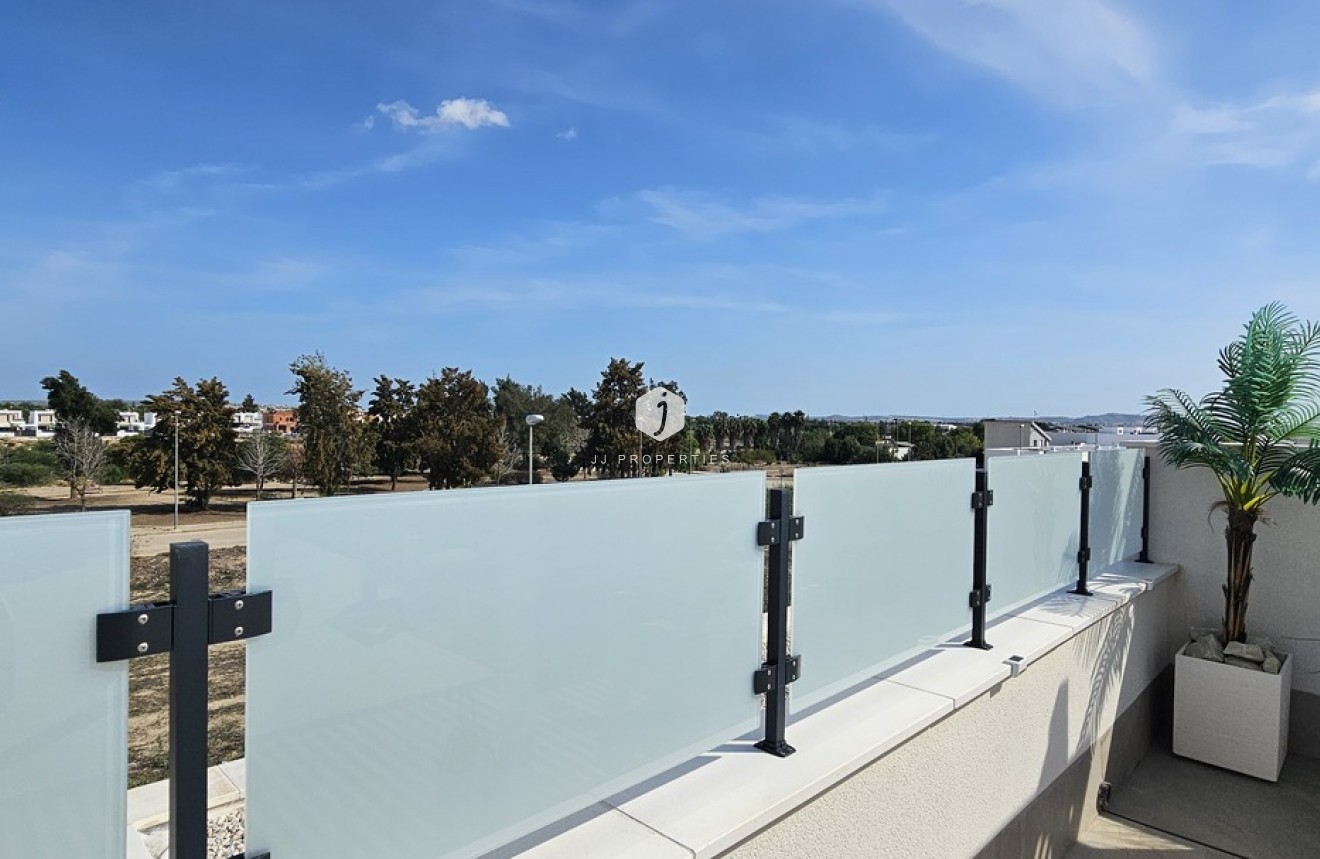 Segunda mano - Villa -
Dolores - Sector 4