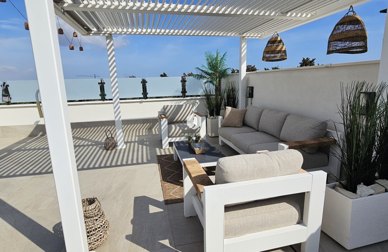 Segunda mano - Villa -
Dolores - Sector 4