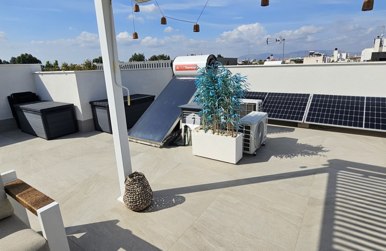 Segunda mano - Villa -
Dolores - Sector 4