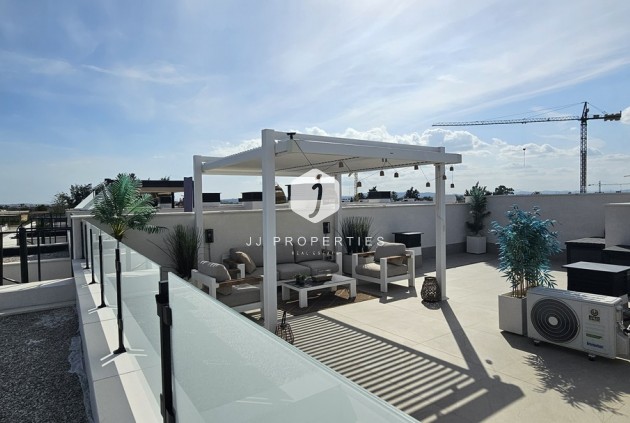 Segunda mano - Villa -
Dolores - Sector 4