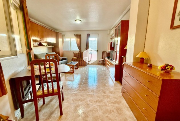 Segunda mano - Apartamento / piso -
Torrevieja - PARQUE DE LAS NACIONES