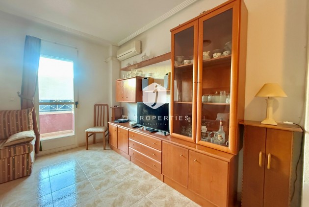 Segunda mano - Apartamento / piso -
Torrevieja - PARQUE DE LAS NACIONES