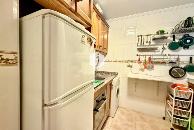 Segunda mano - Apartamento / piso -
Torrevieja - PARQUE DE LAS NACIONES