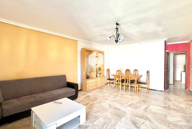 Tweedehands - Appartement / flat -
Torrevieja - Acequion
