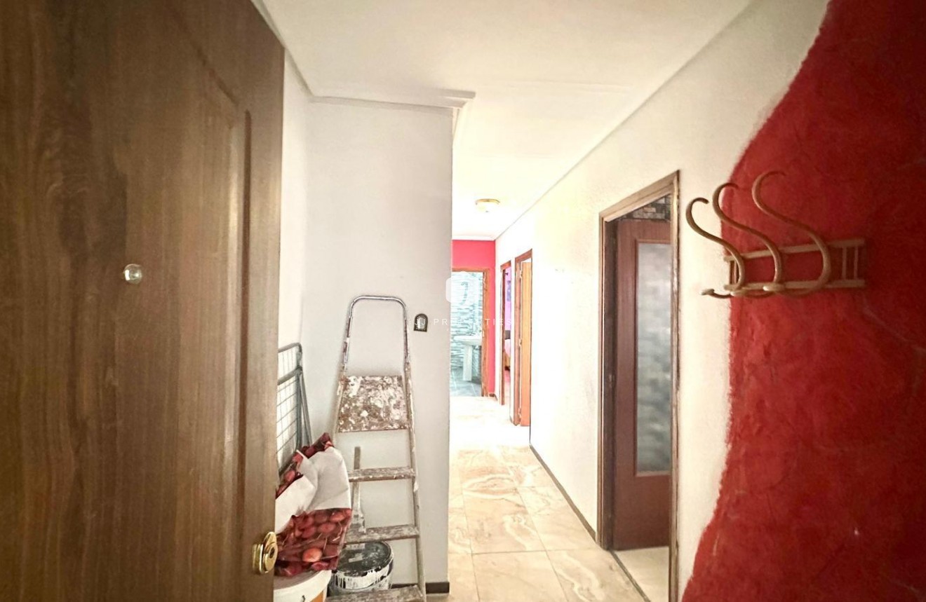 Tweedehands - Appartement / flat -
Torrevieja - Acequion