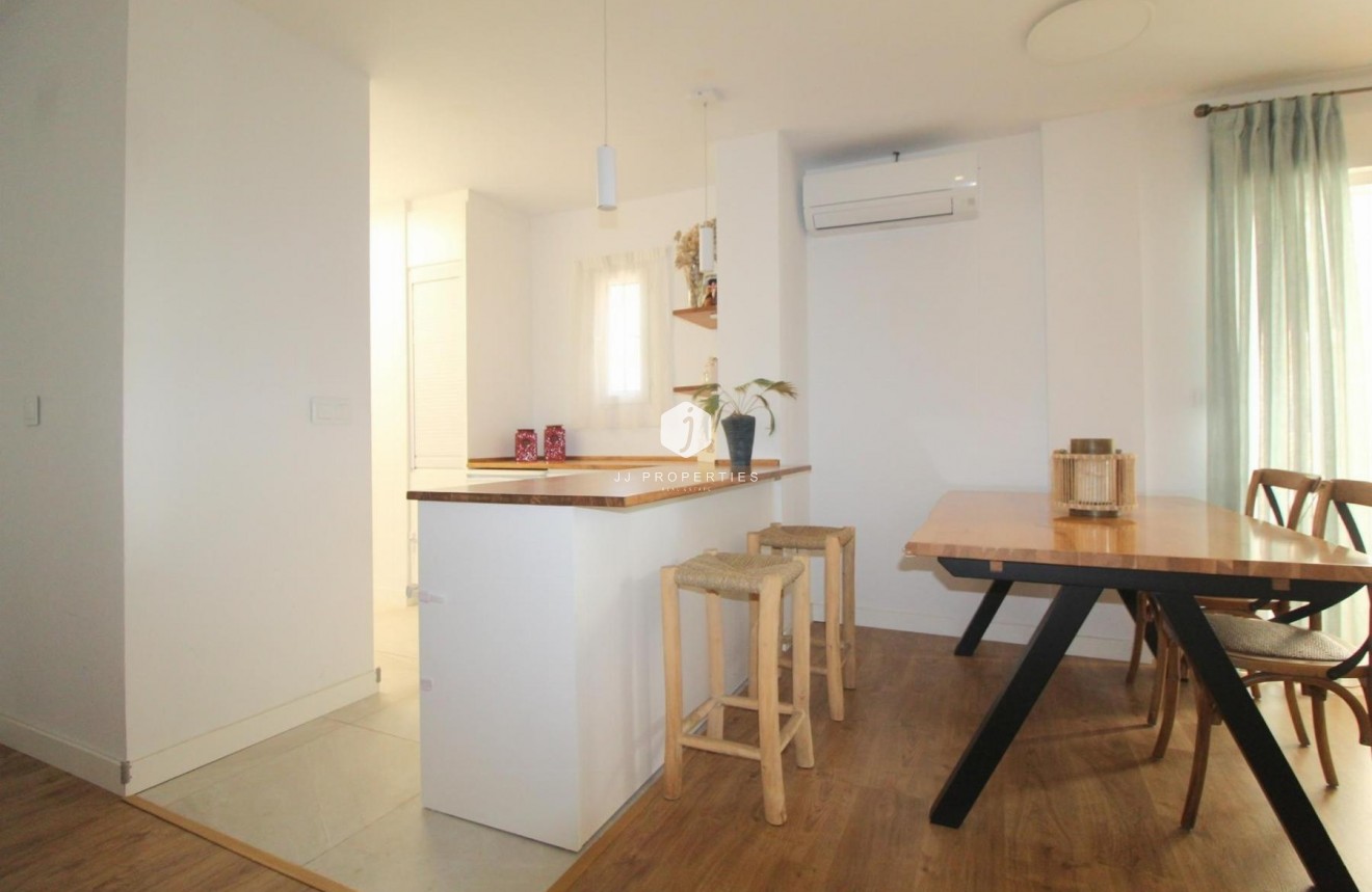 Segunda mano - Apartamento / piso -
Torrevieja - Costa Blanca