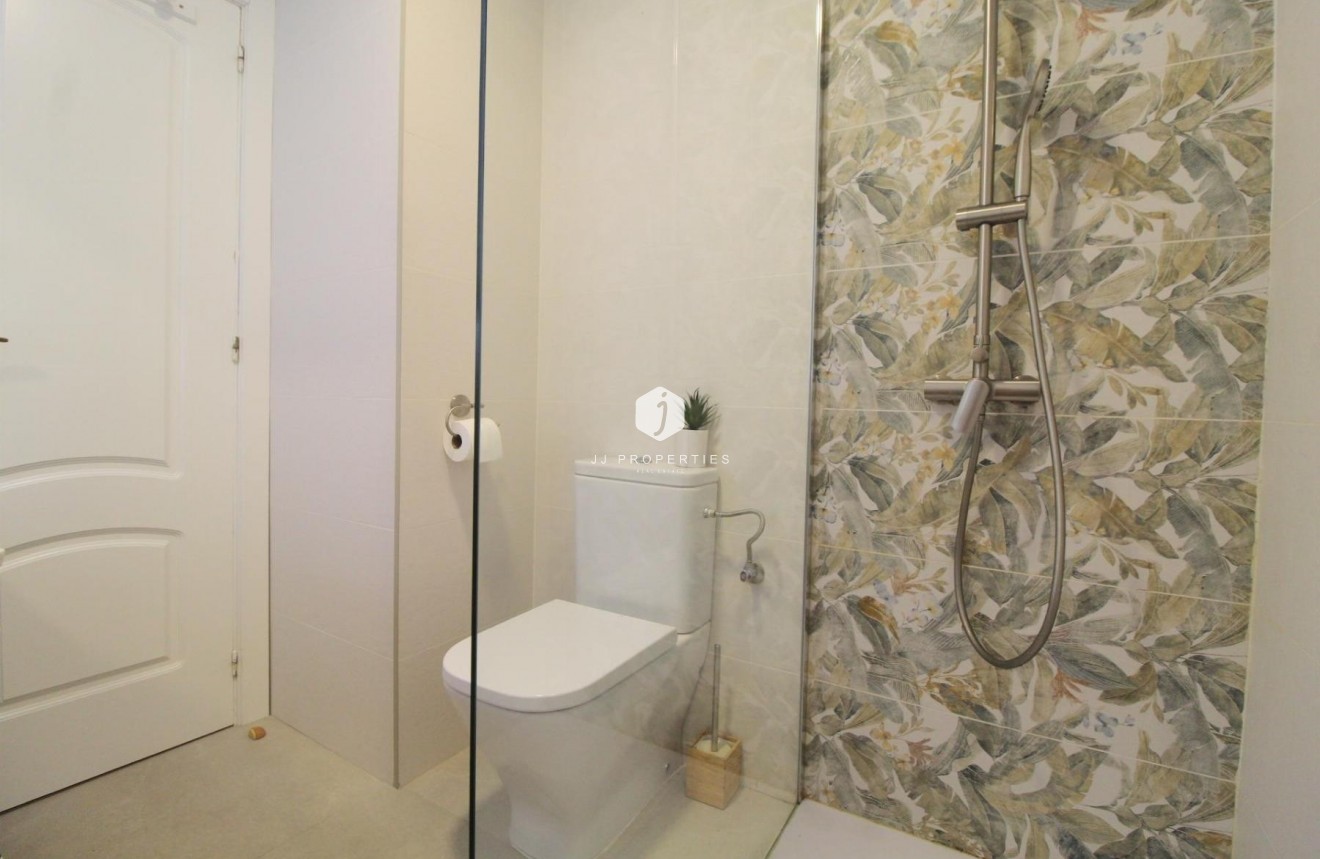 Segunda mano - Apartamento / piso -
Torrevieja - Costa Blanca