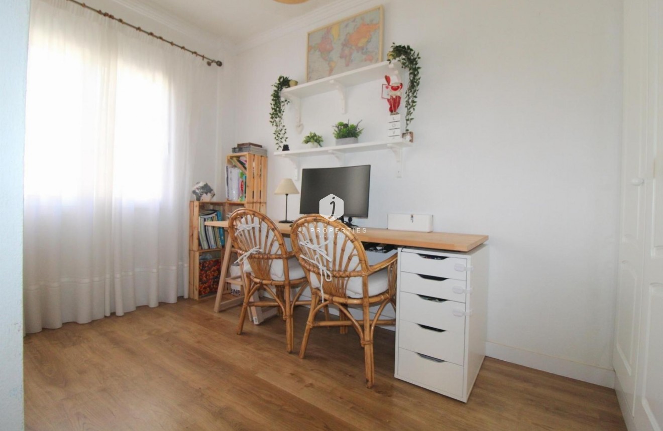 Segunda mano - Apartamento / piso -
Torrevieja - Costa Blanca