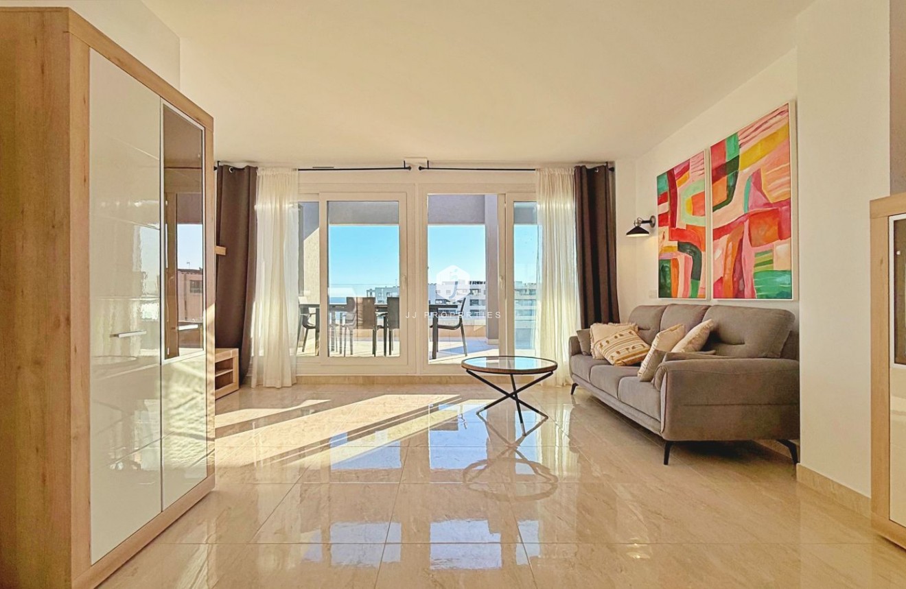 Aus zweiter Hand - Penthouse -
Torrevieja - Costa Blanca