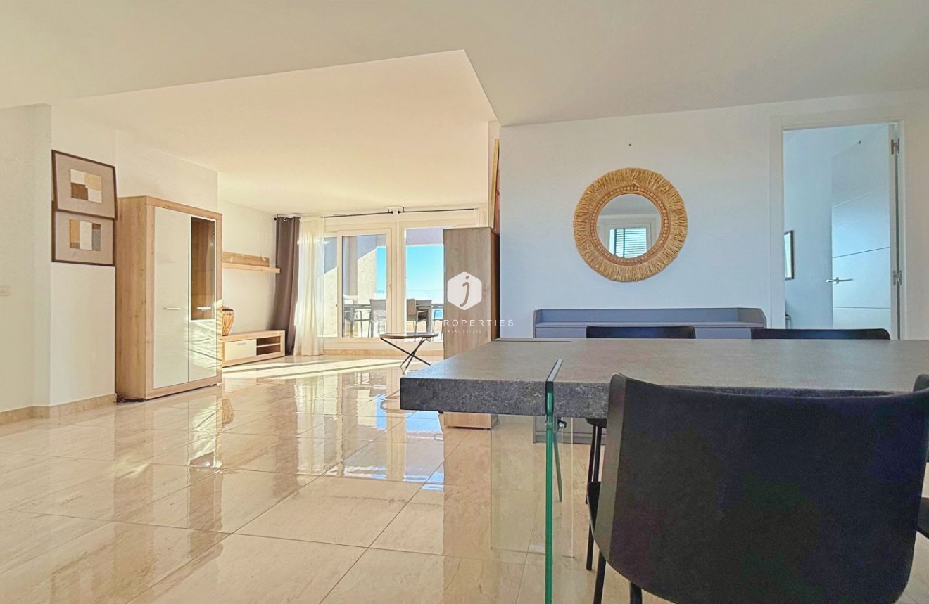 Aus zweiter Hand - Penthouse -
Torrevieja - Costa Blanca