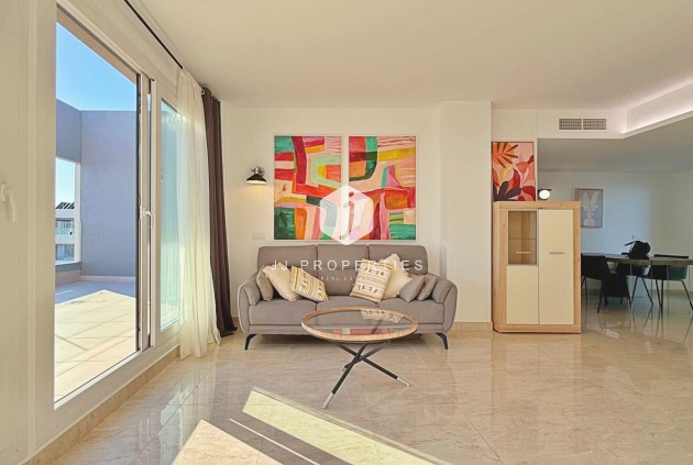 Aus zweiter Hand - Penthouse -
Torrevieja - Costa Blanca