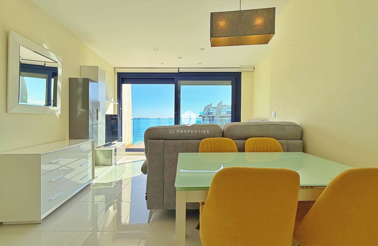 D'occasion - Attique -
Torrevieja - Costa Blanca