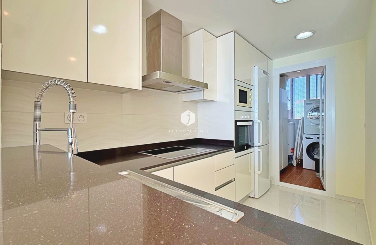 D'occasion - Attique -
Torrevieja - Costa Blanca