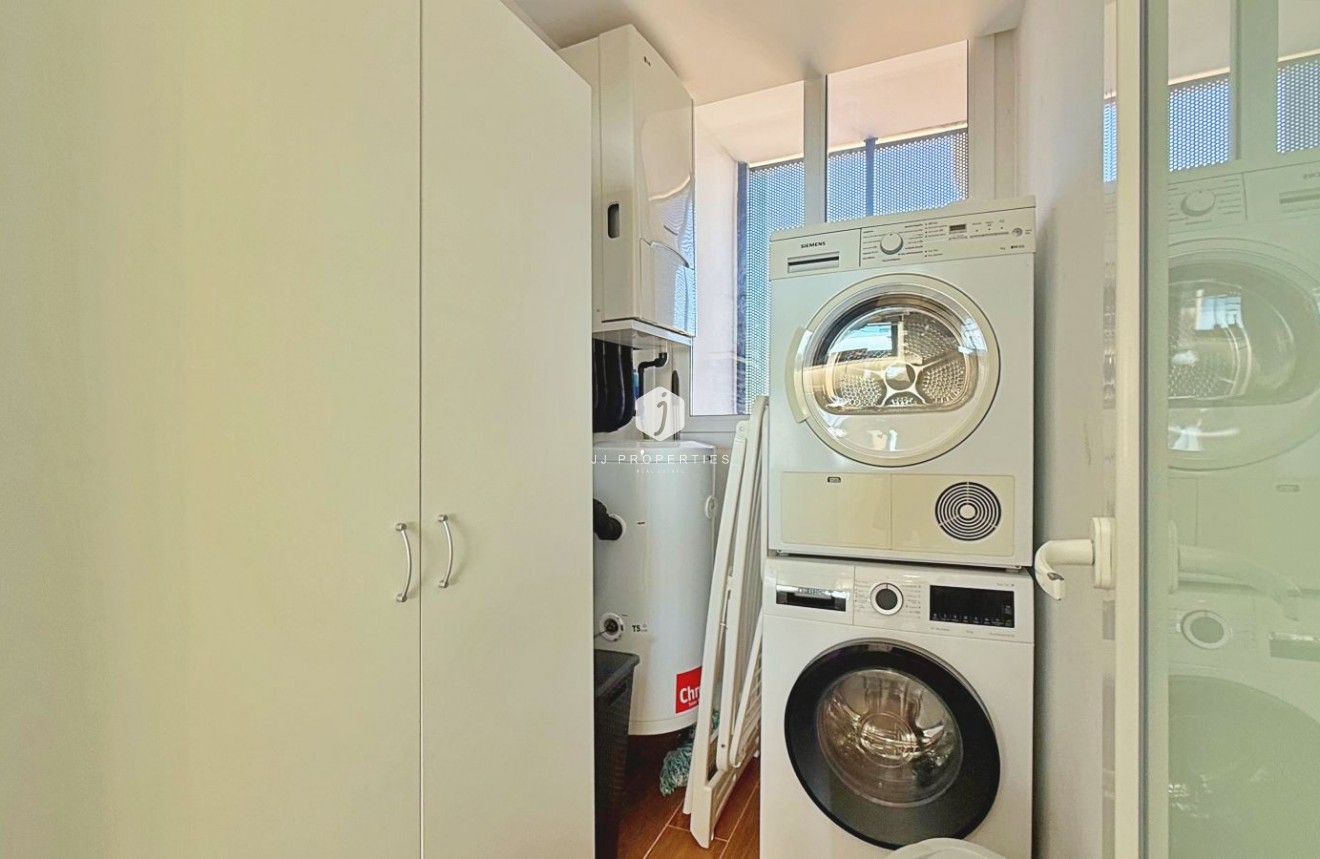 D'occasion - Attique -
Torrevieja - Costa Blanca