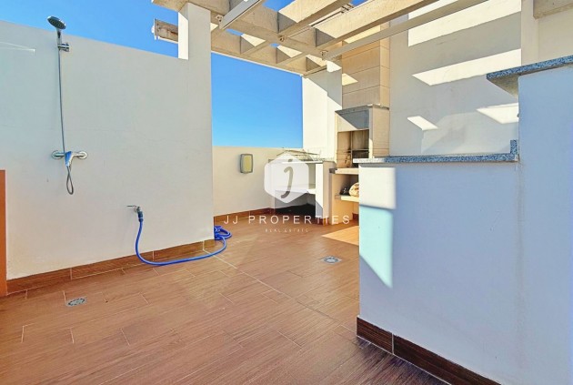 D'occasion - Attique -
Torrevieja - Costa Blanca