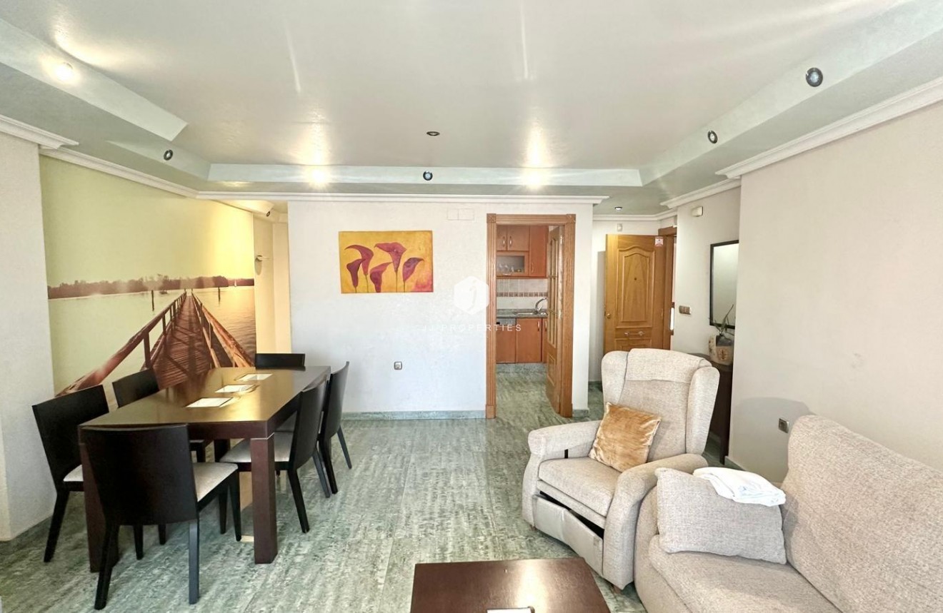 D'occasion - Attique -
Torrevieja