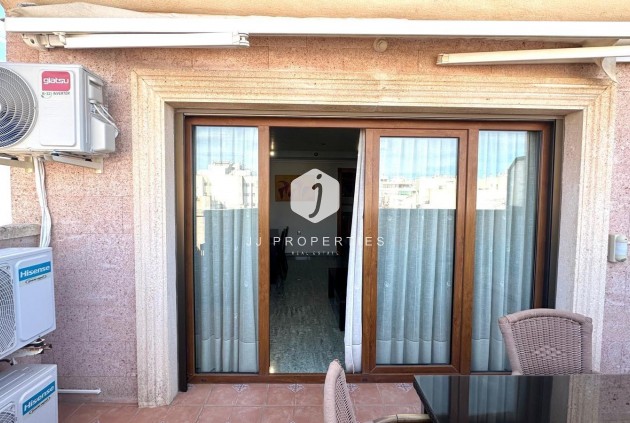 D'occasion - Attique -
Torrevieja