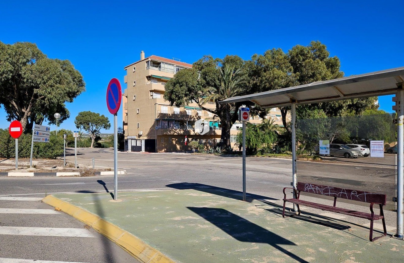 Z drugiej ręki - Mieszkanie w bloku -
Guardamar del Segura - Pinomar