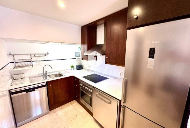 Tweedehands - Appartement / flat -
Torrevieja - Punta prima