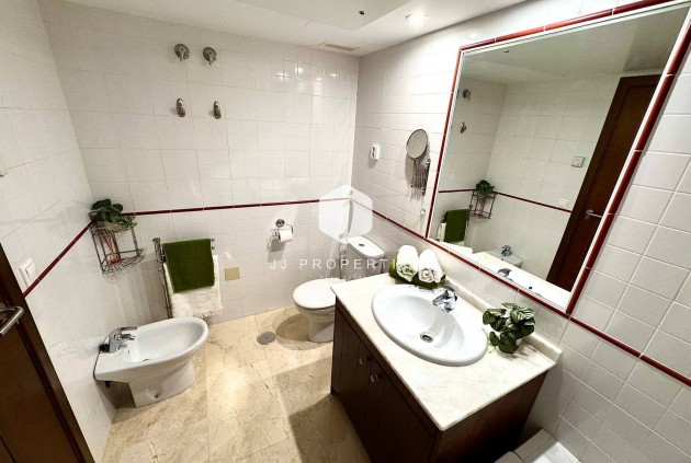 Tweedehands - Appartement / flat -
Torrevieja - Punta prima