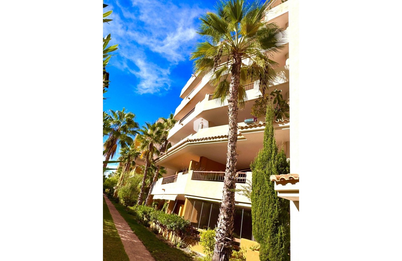Tweedehands - Appartement / flat -
Torrevieja - Punta prima