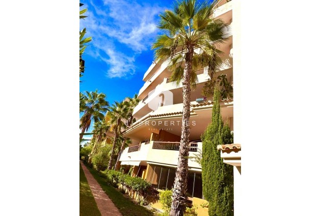 Tweedehands - Appartement / flat -
Torrevieja - Punta prima