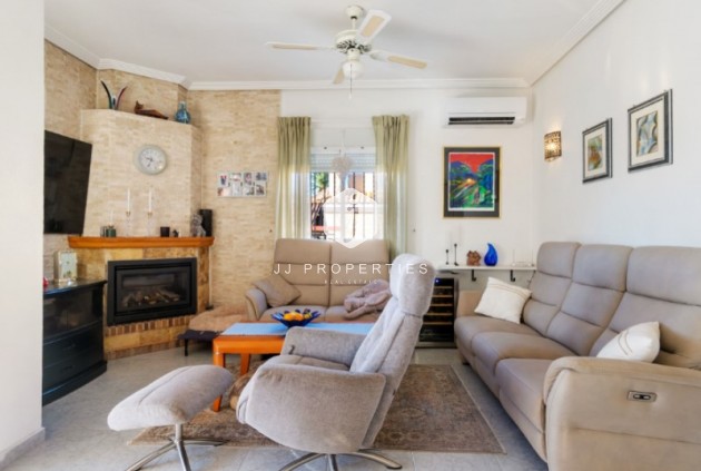 Aus zweiter Hand - Villa -
Torrevieja - Costa Blanca