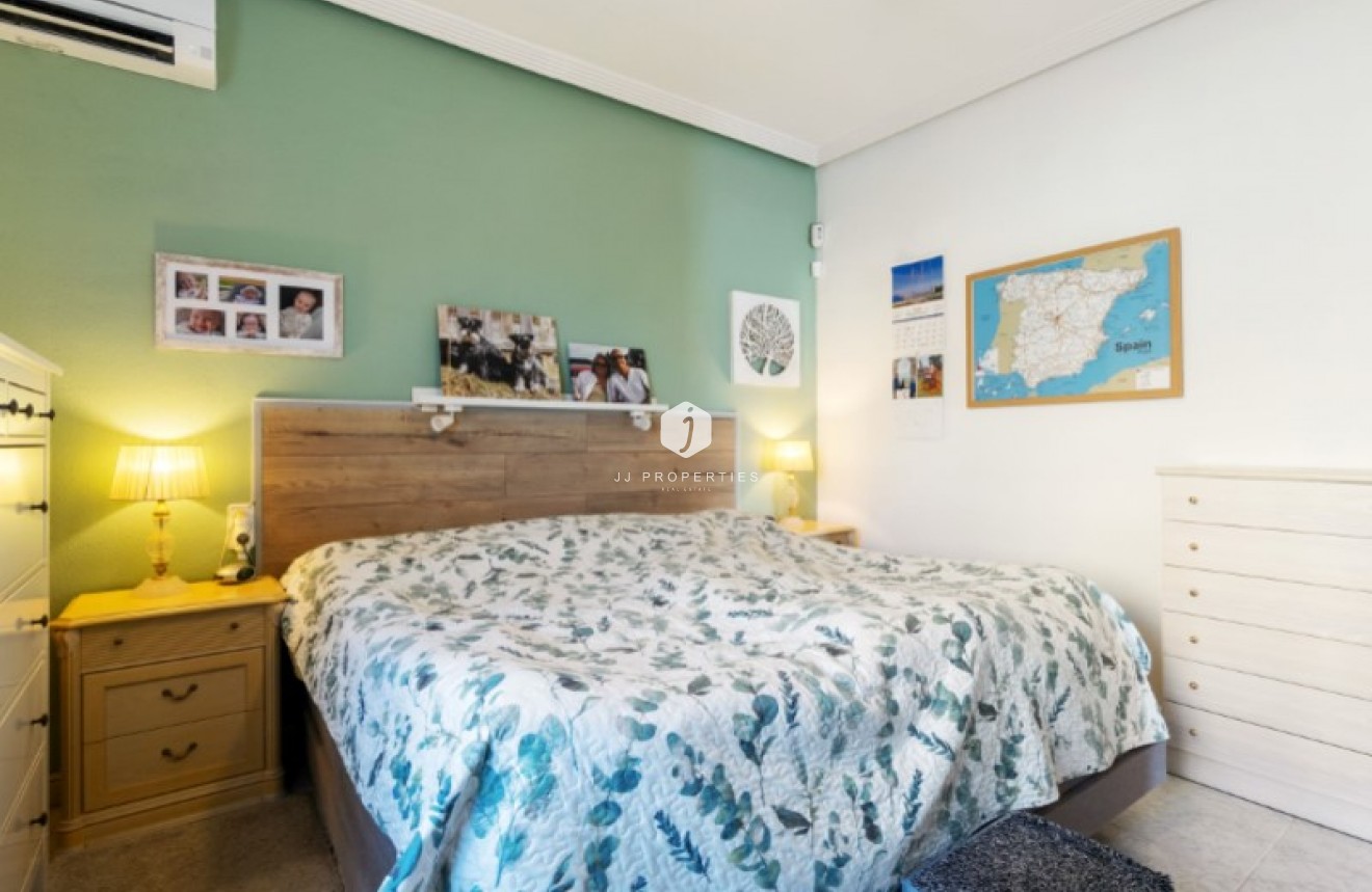 Aus zweiter Hand - Villa -
Torrevieja - Costa Blanca