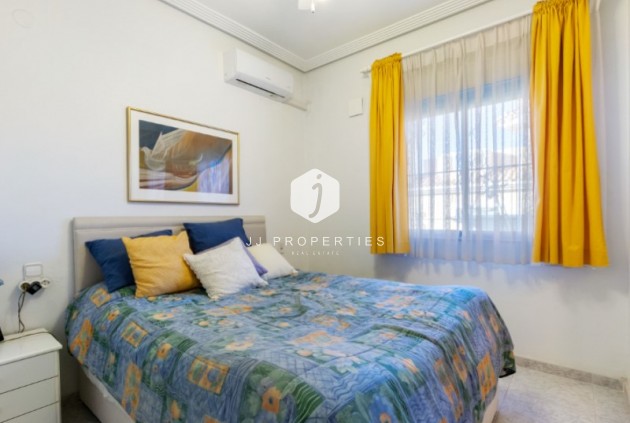 Aus zweiter Hand - Villa -
Torrevieja - Costa Blanca