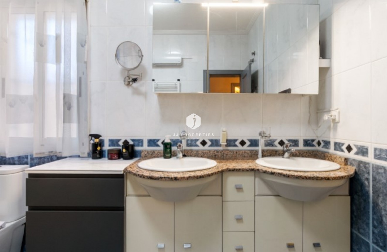 Aus zweiter Hand - Villa -
Torrevieja - Costa Blanca